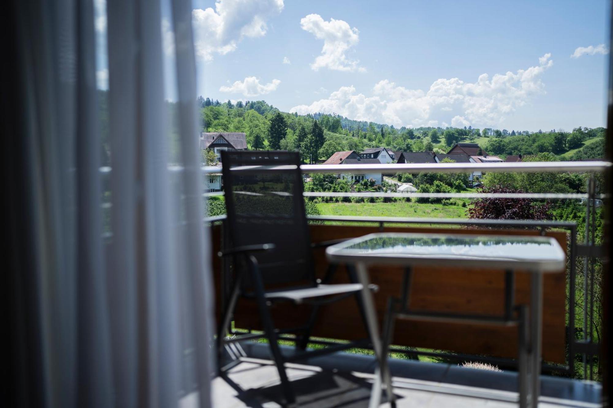 Hotel-Gasthof Rose Oberkirch  Exterior photo